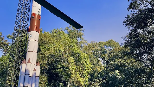 India's Space Agency Eyes Crucial Role for Docking Tech in Future Lunar Missions