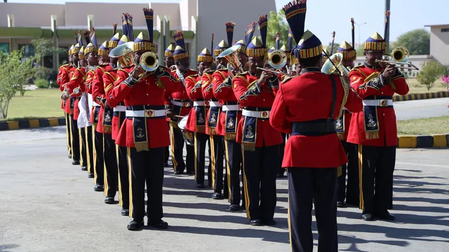 Pakistan's Security Umbrella: A Nuclear Shadow Casts Doubts on Turkey and Saudi Arabia's Commitment